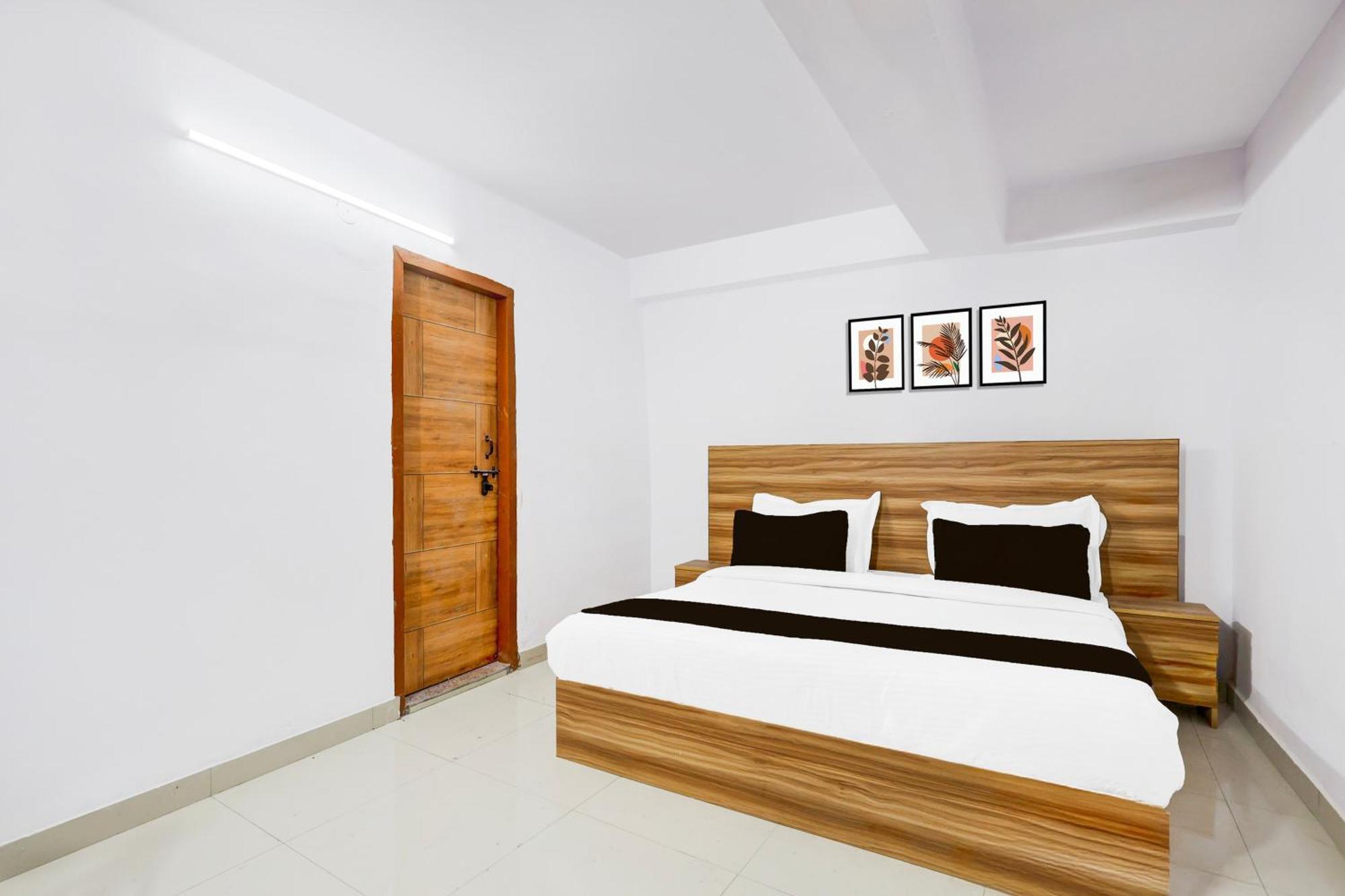 Hotel O Ocean Plaza New Delhi